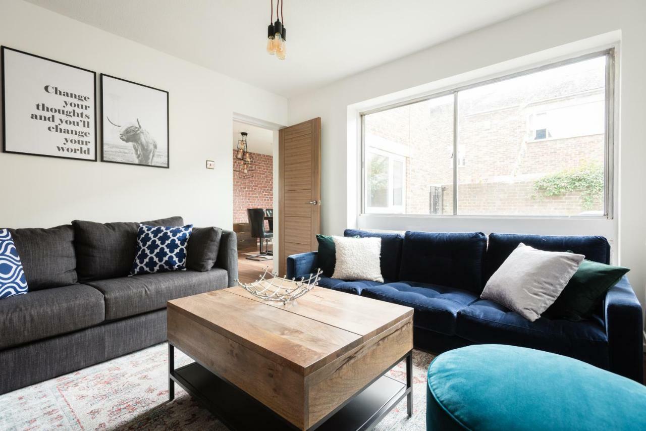 The Century Chalet - Contemporary 2Bdr Townhouse With Parking Apartman Oxford Kültér fotó