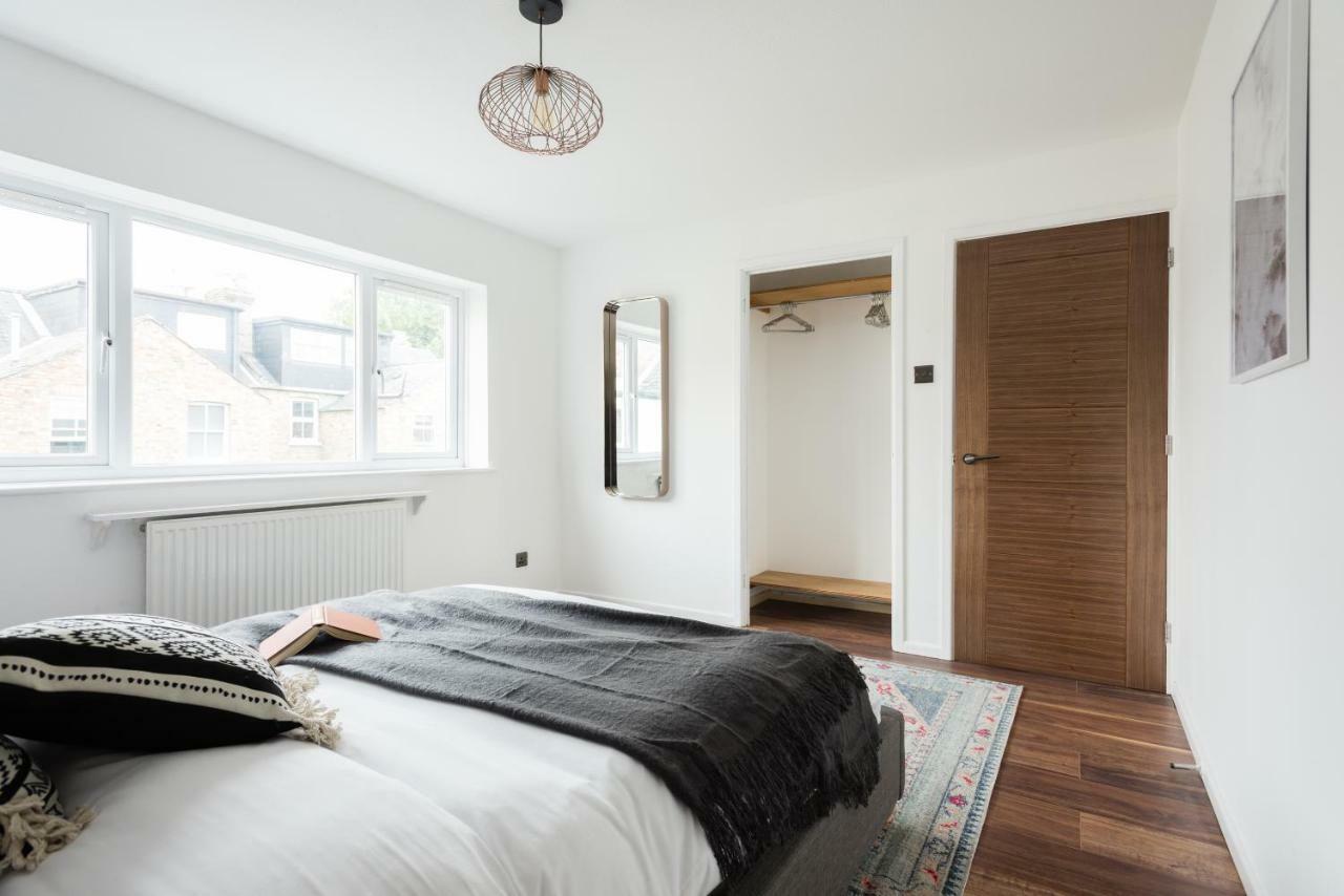 The Century Chalet - Contemporary 2Bdr Townhouse With Parking Apartman Oxford Kültér fotó